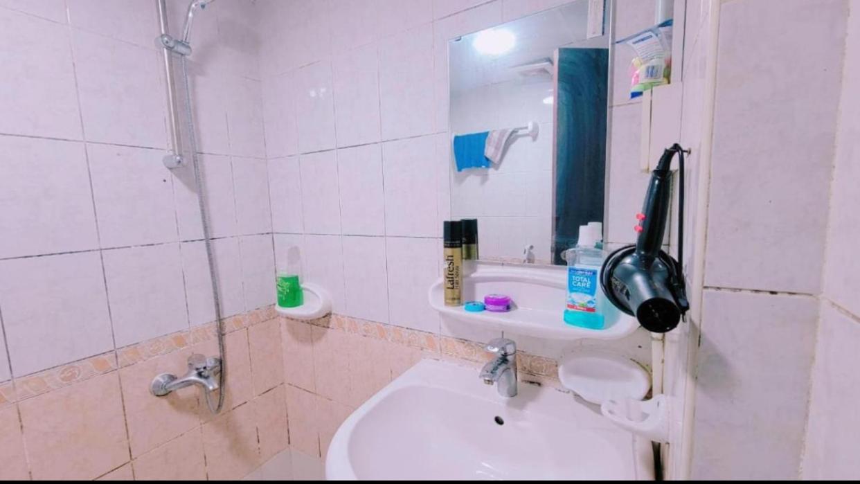 דובאי Dxb Hostel Near Adcb Metro Station מראה חיצוני תמונה