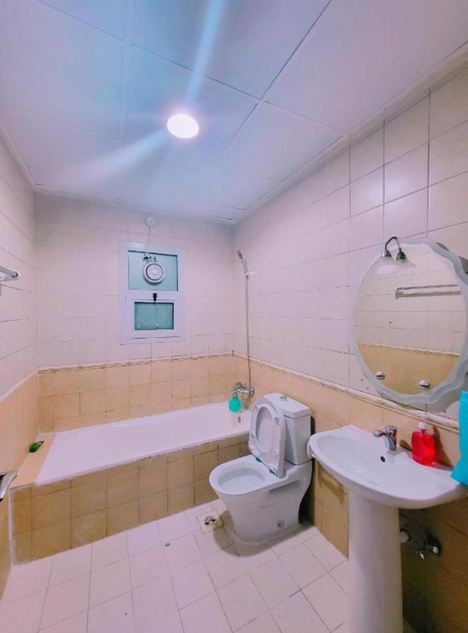 דובאי Dxb Hostel Near Adcb Metro Station מראה חיצוני תמונה